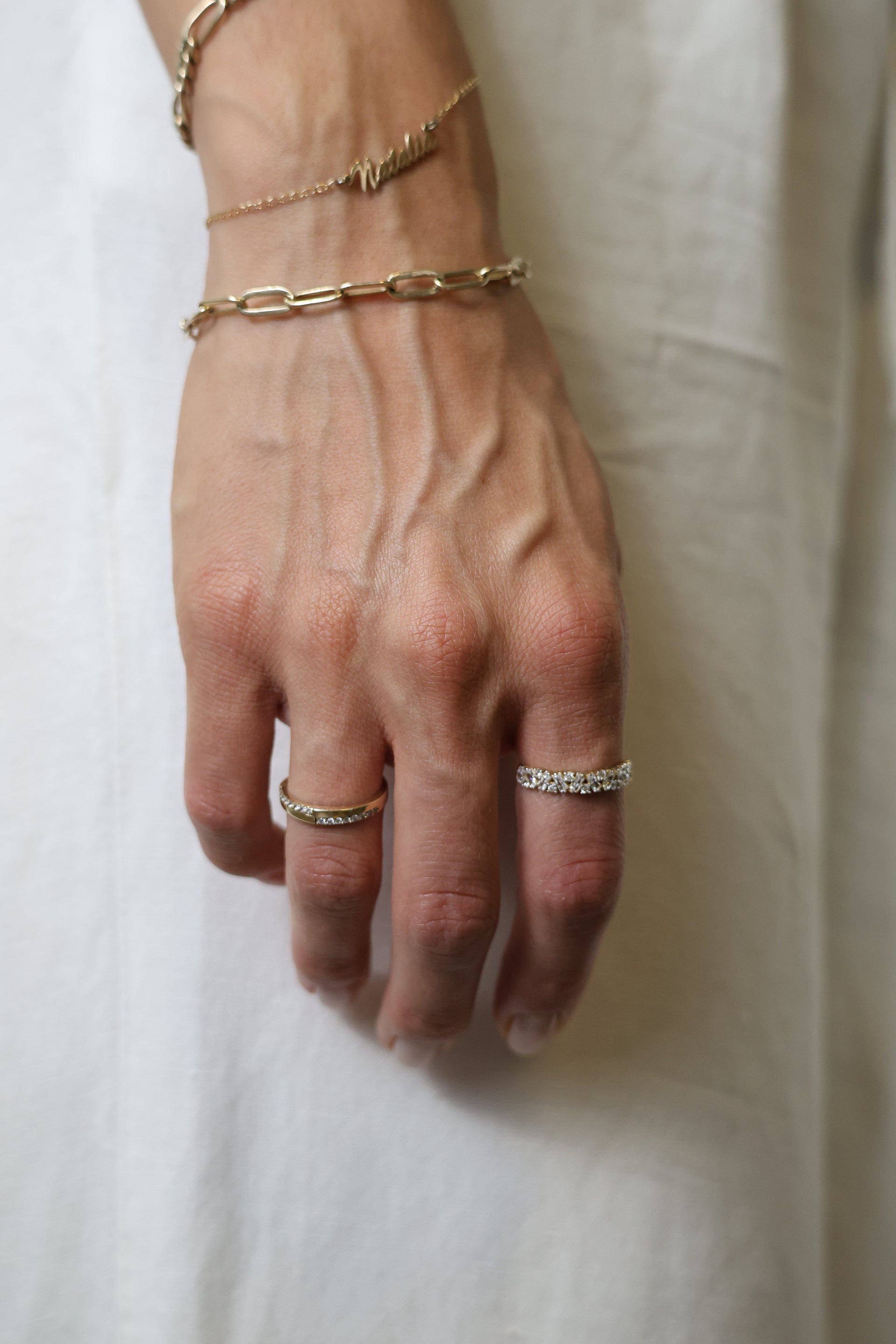 ANILLO MITAD CHURUMBELA MITAD LISO