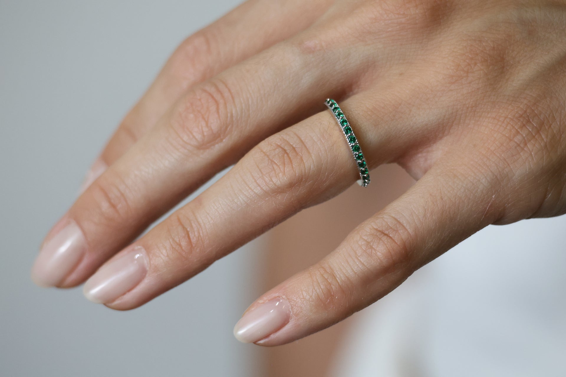 ANILLO PIEDRAS VERDES