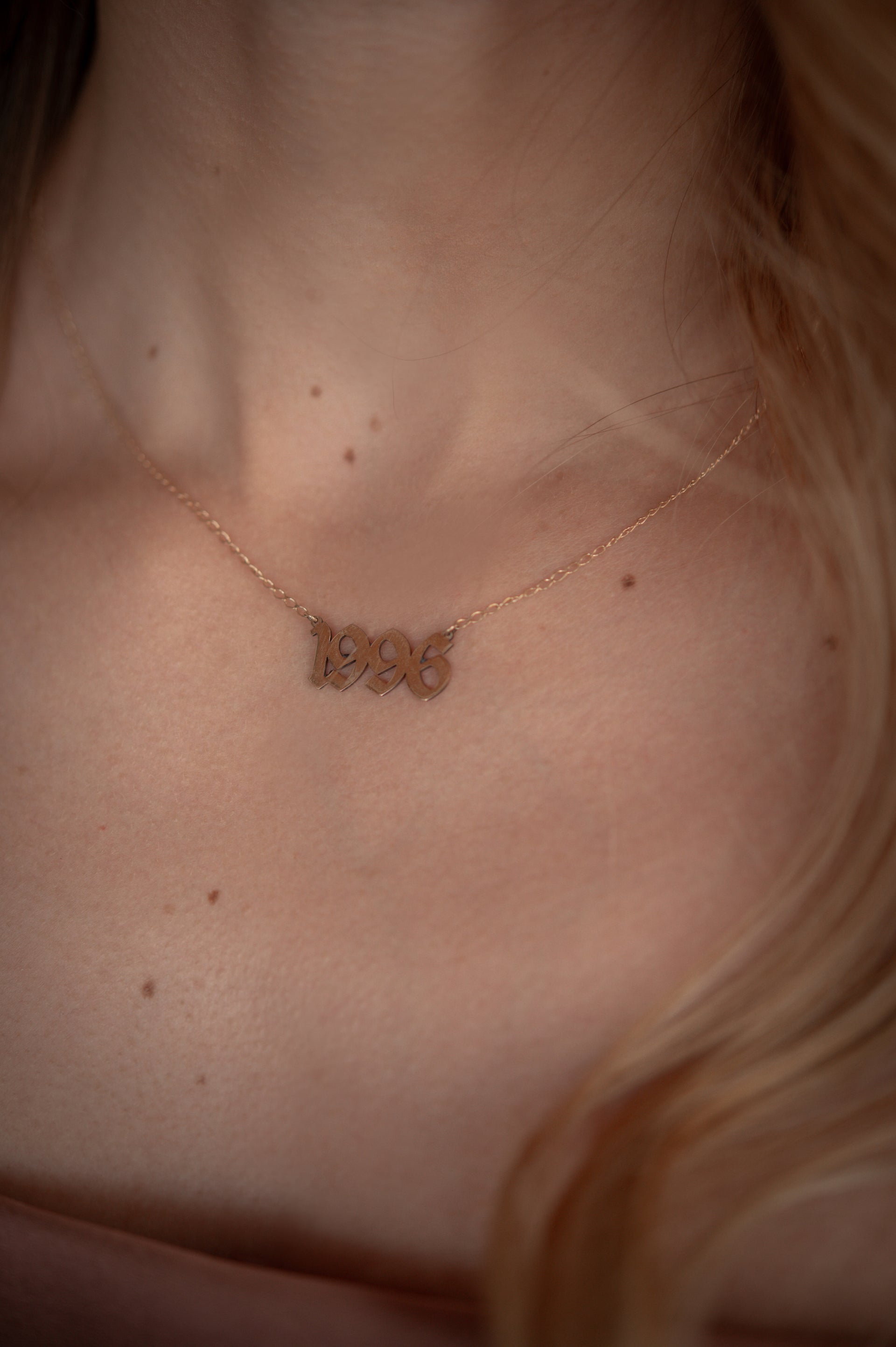 COLLAR CON FECHA PERSONALIZADA