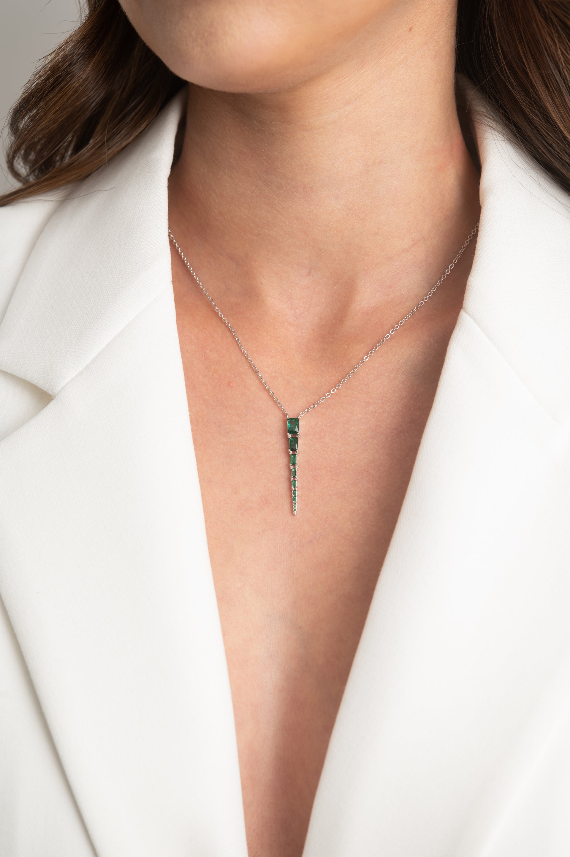 COLLAR DE PICO VERDE